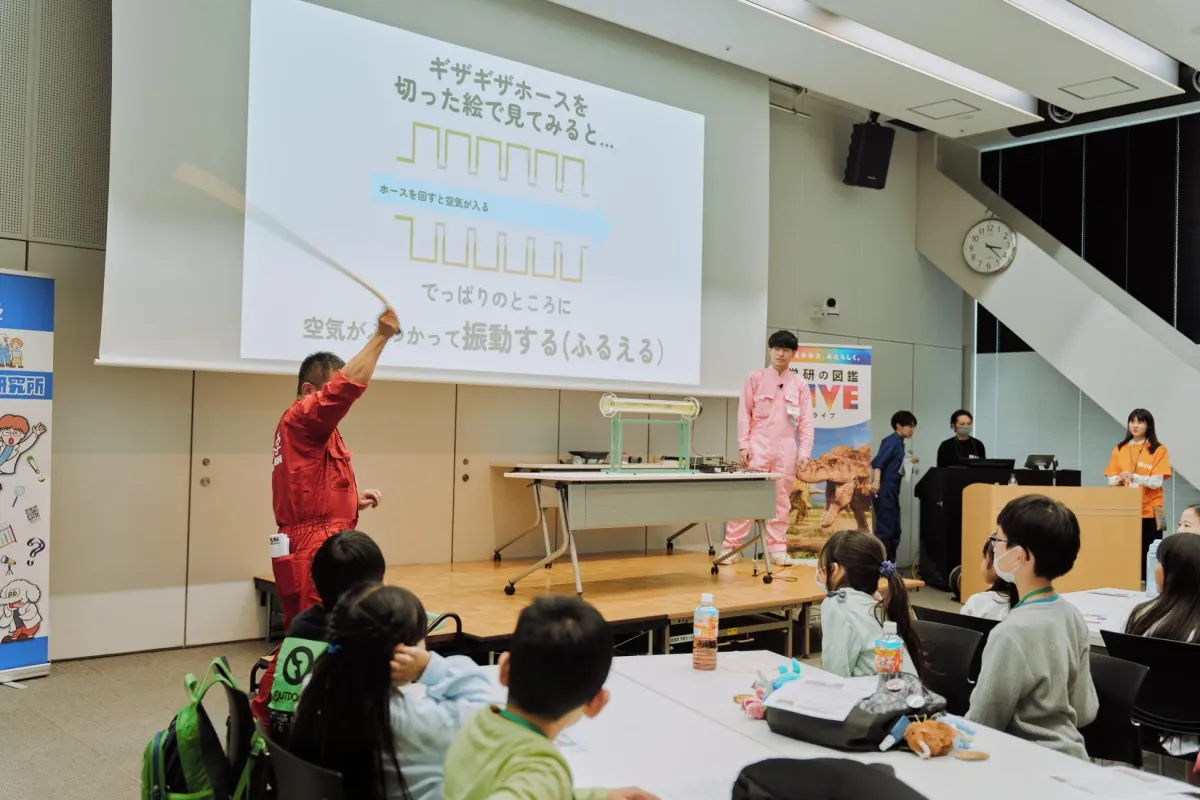 編集部による実験ショー