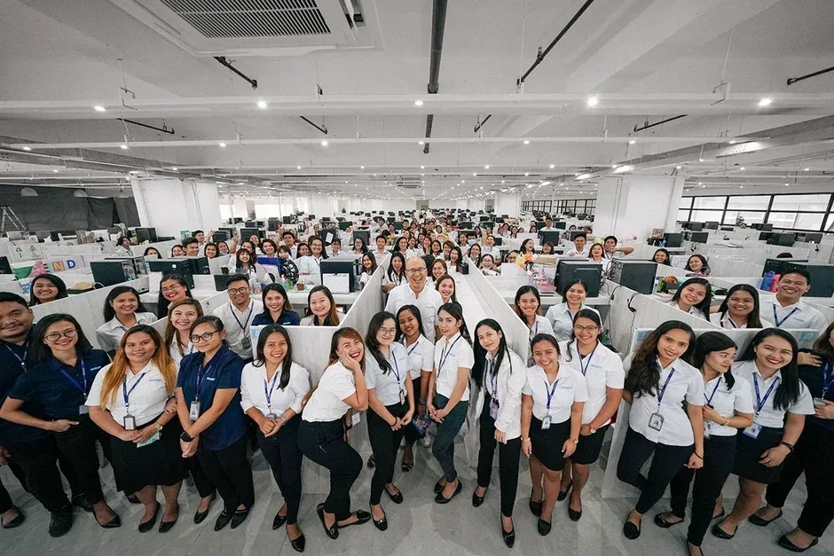 オフィス集合写真