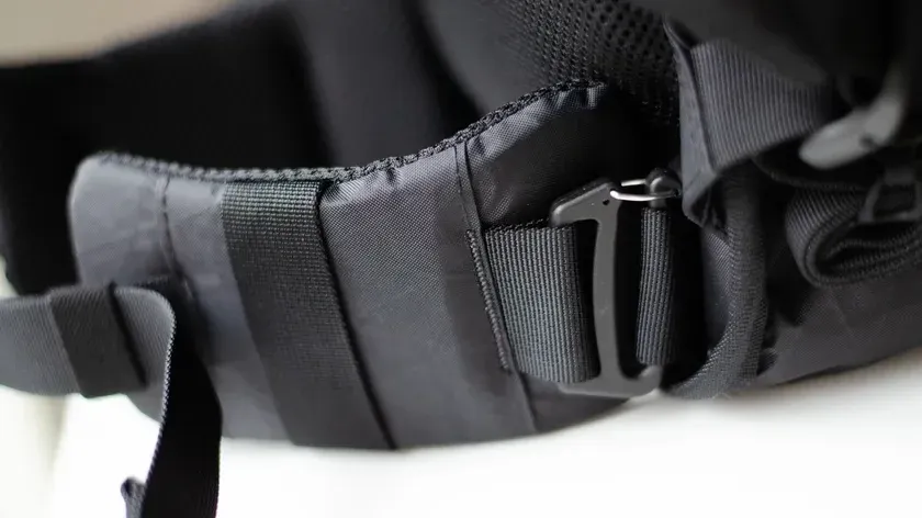 腰ベルトアップ