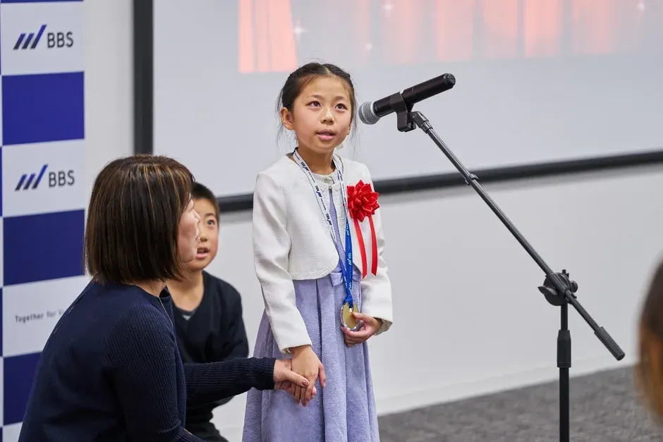 水野紗良さんのスピーチの様子