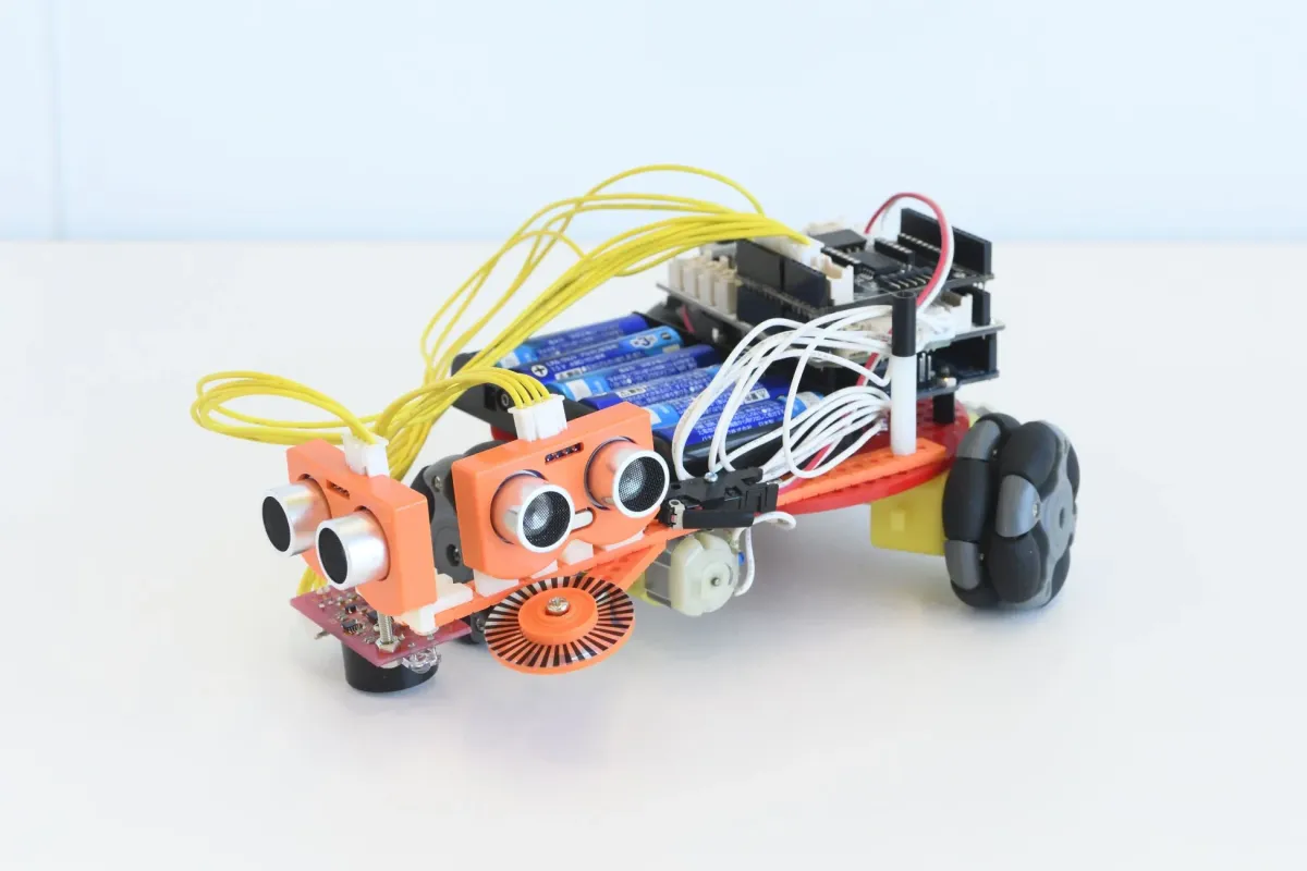 タイムアタックレース部門のロボット