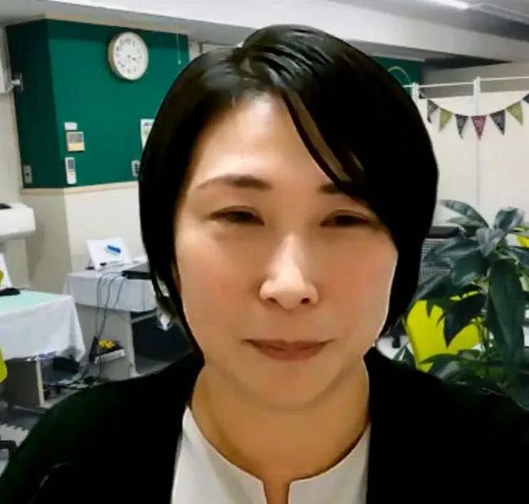 岡野 友利加 氏