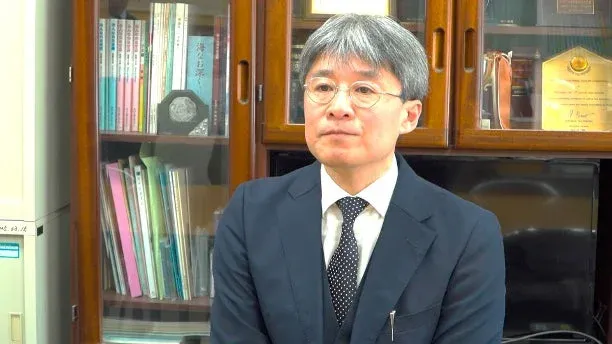 豊中市立第十一中学校の川村健市校長