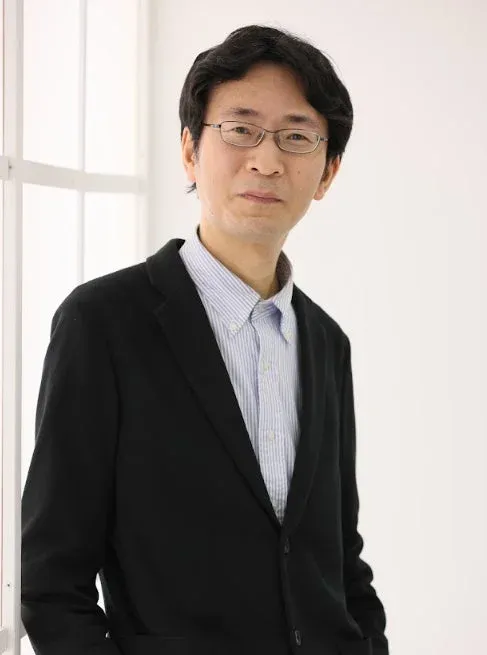 半村進氏のポートレート